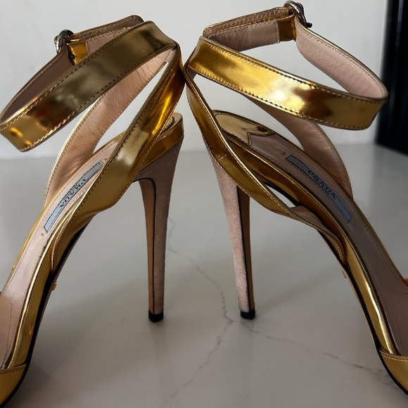 Cream and gold Prada heels, size 39 EU (fit 8.5 perfectly.) - Picture 12 of 12
